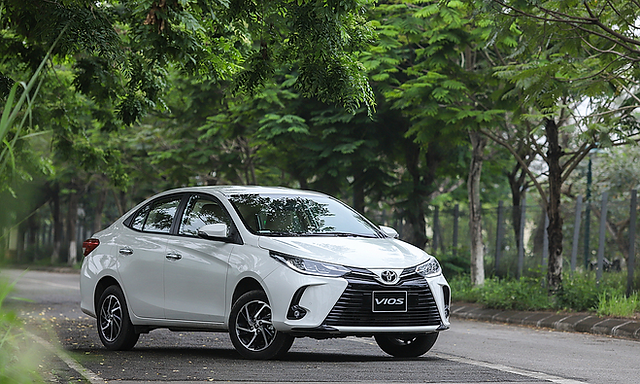 Toyota Vios bản G 2023: Giá lăn bánh, ưu nhược điểm