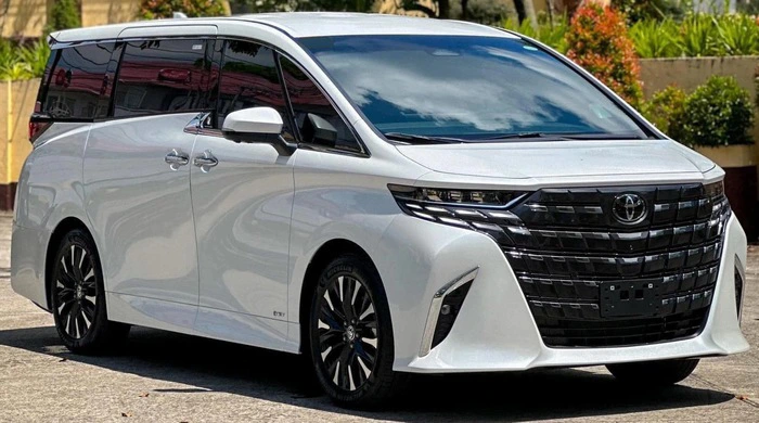 Toyota Alphard 2024 ra mắt Việt Nam: Giá không đổi, thêm bản ...